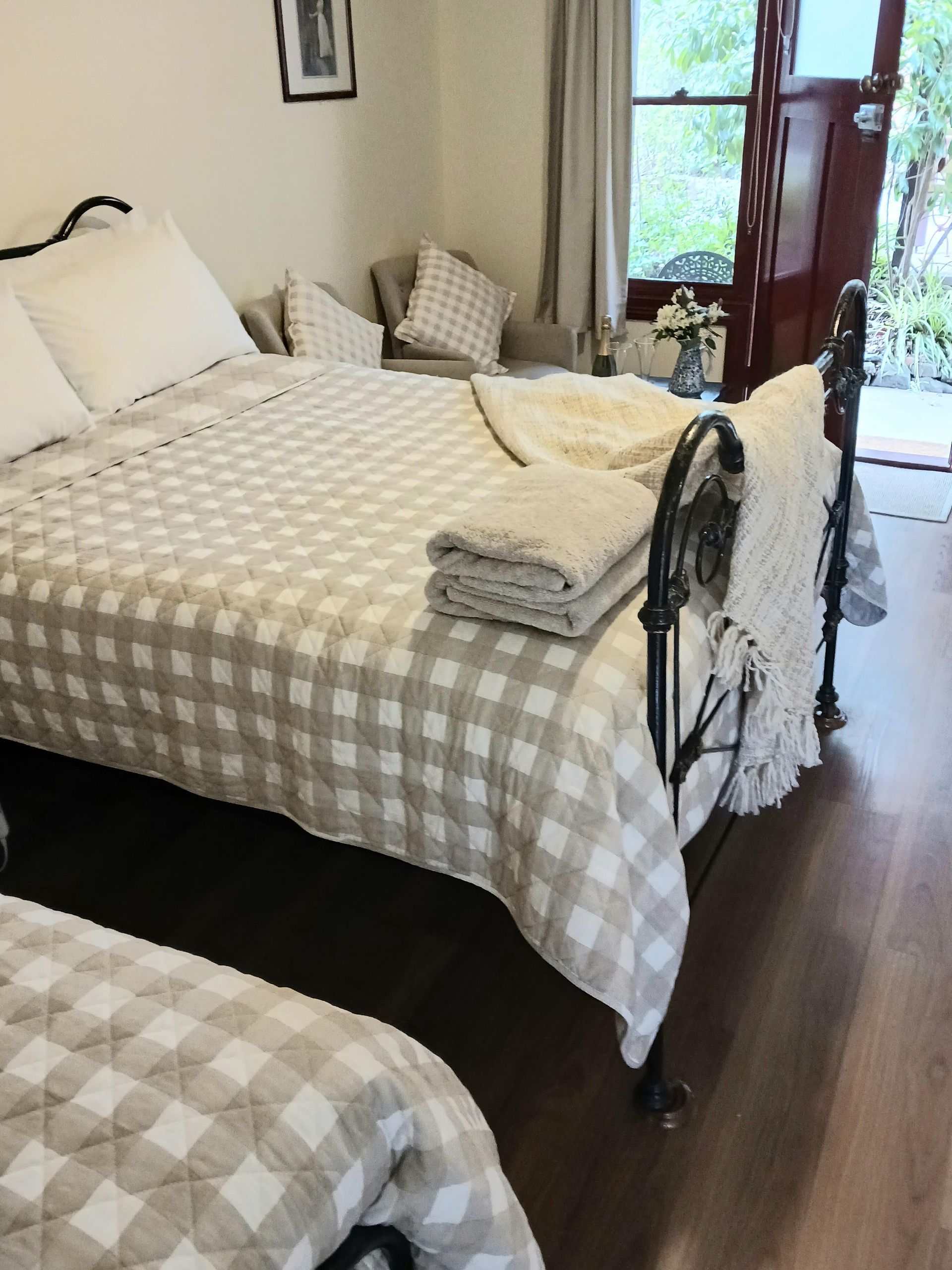 Double plus Single Room interior at Quartz Reef Motel